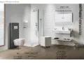 Bagno moderno con WC sospeso (altezza 45 cm), piatto doccia e lavabo (altezza 90 cm).