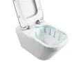 WC con sistema di scarico a turbinio, indicato da frecce azzurre che mostrano il flusso dell'acqua.
